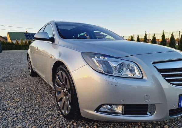 Opel Insignia cena 26900 przebieg: 237000, rok produkcji 2009 z Dobra małe 781